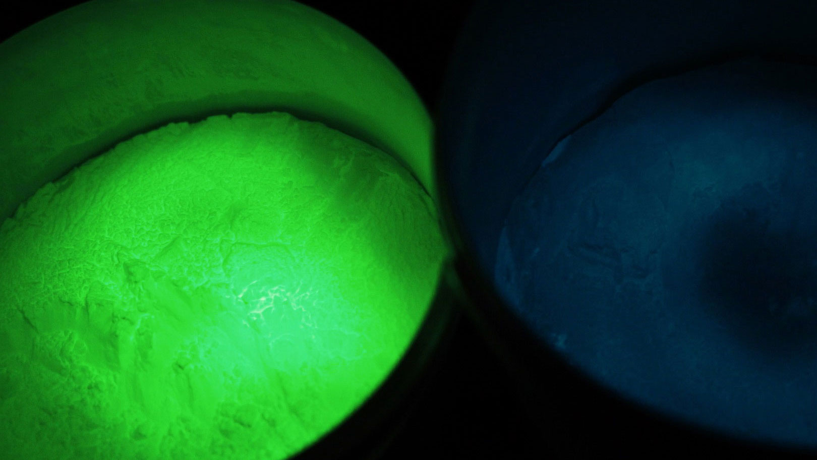 pigment-luminescent peinture-photoluminescente-luminochromes